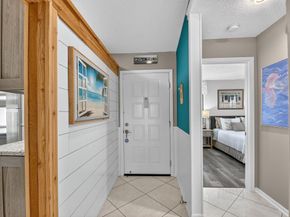 7578 Tahiti Lane 201, Lake Worth FL 33467