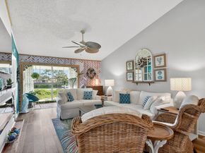 7578 Tahiti Lane 201, Lake Worth FL 33467