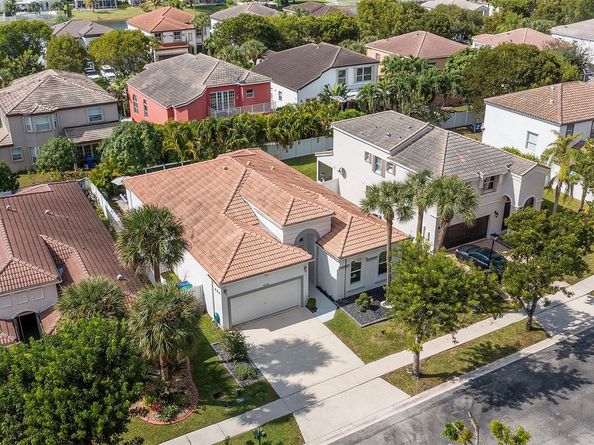 4940 SW 163rd Ave, Miramar FL 33027