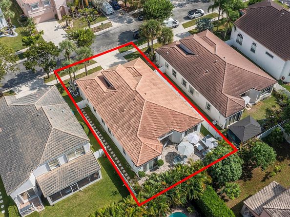 4940 SW 163rd Ave, Miramar FL 33027