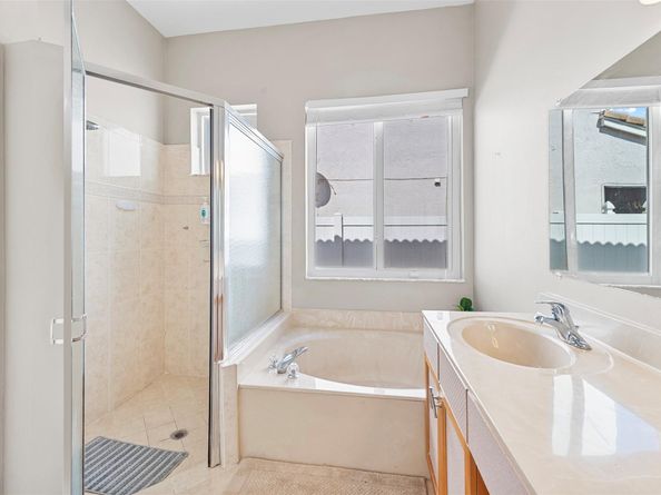 4940 SW 163rd Ave, Miramar FL 33027