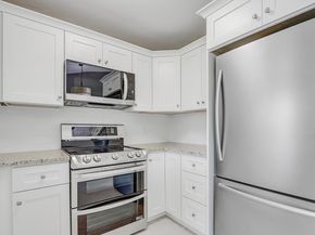 140 Village Circle, Jupiter FL 33458