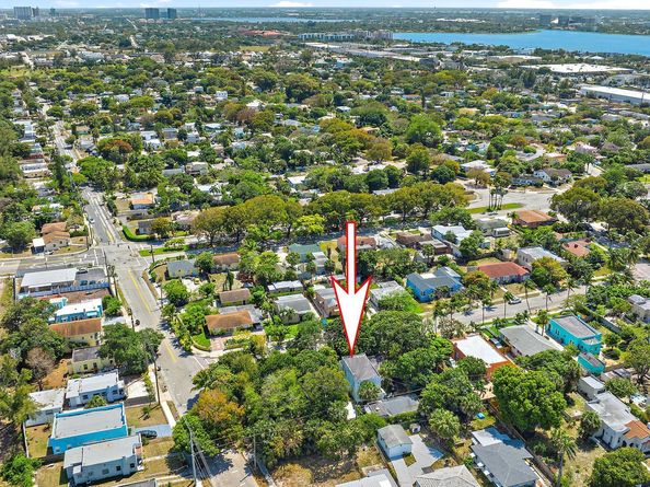 809 37th Street, West Palm Beach FL 33407