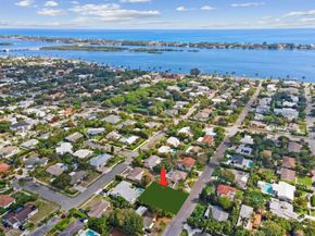 339 Linda Lane, West Palm Beach FL 33405