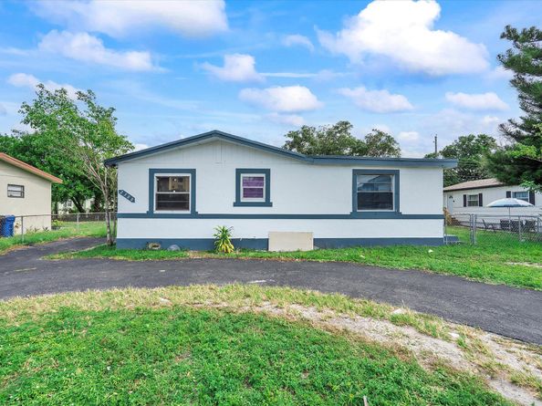 2300 NW 31st Avenue, Fort Lauderdale FL 33311