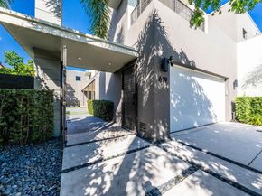 619 SW 10th St N/A, Fort Lauderdale FL 33315