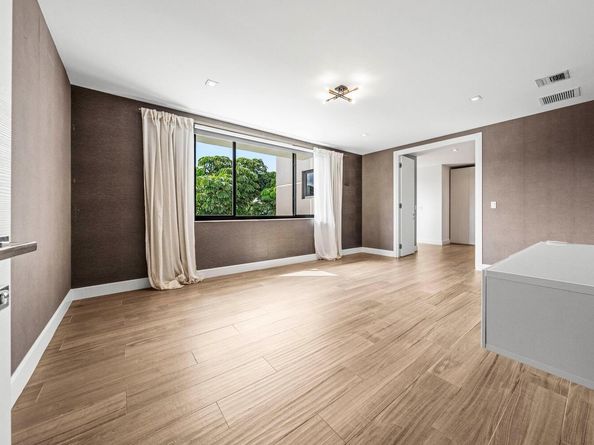 619 SW 10th St N/A, Fort Lauderdale FL 33315