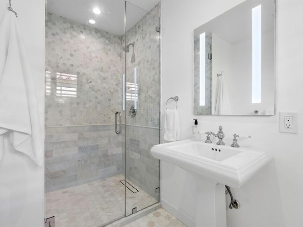 111 NE 17th Avenue, Fort Lauderdale FL 33301