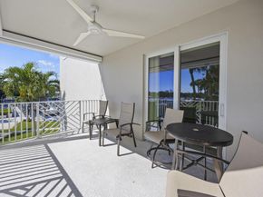 621 Bay Colony Drive S, Juno Beach FL 33408