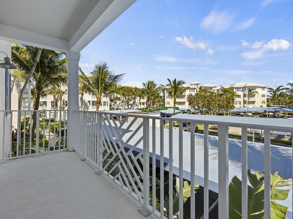 621 Bay Colony Drive S, Juno Beach FL 33408