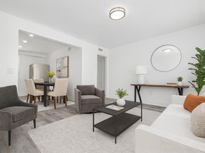 2447 Roosevelt St, Hollywood FL 33020