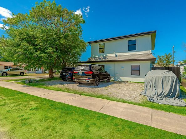 2447 Roosevelt St, Hollywood FL 33020