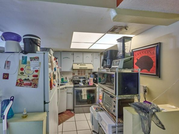 3253 Riverside Dr D301, Coral Springs FL 33065