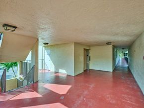 3253 Riverside Dr D301, Coral Springs FL 33065