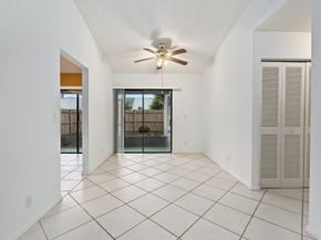 134 Sherwood Circle 16a, Jupiter FL 33458