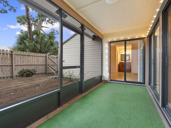 134 Sherwood Circle 16a, Jupiter FL 33458