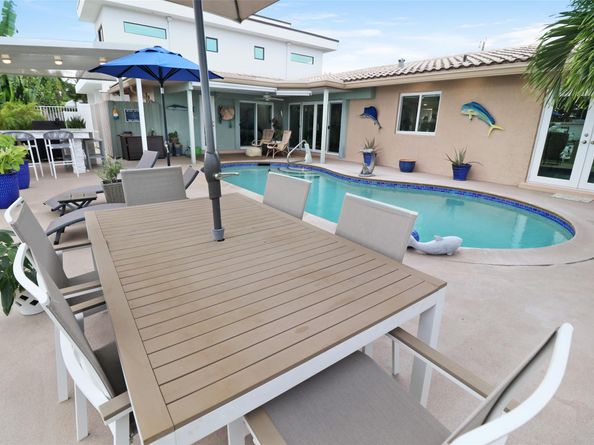 2622 NE 4th St, Pompano Beach FL 33062