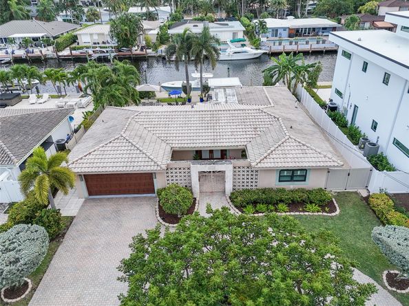 2622 NE 4th St, Pompano Beach FL 33062