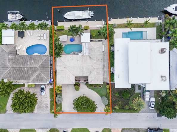 2622 NE 4th St, Pompano Beach FL 33062