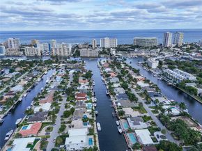 2622 NE 4th St, Pompano Beach FL 33062