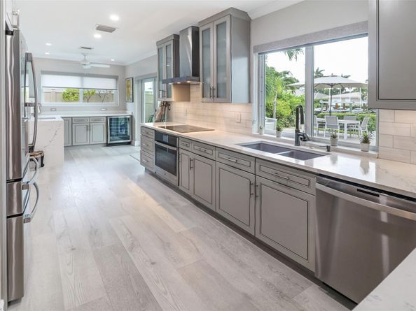 2622 NE 4th St, Pompano Beach FL 33062