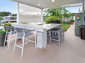 2622 NE 4th St, Pompano Beach FL 33062