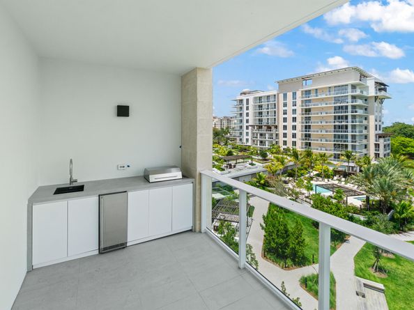 220 SE Mizner Boulevard 423, Boca Raton FL 33432