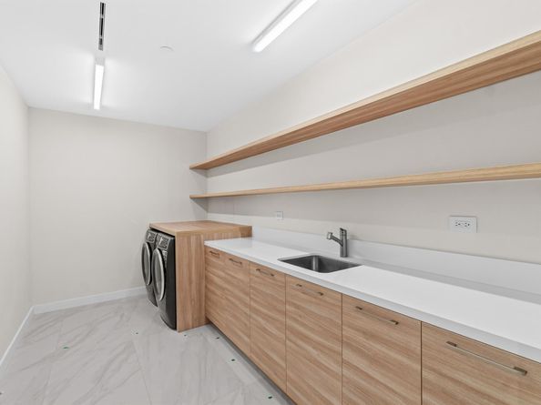 220 SE Mizner Boulevard 423, Boca Raton FL 33432