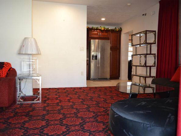 1700 NW 167th St, Miami Gardens FL 33054