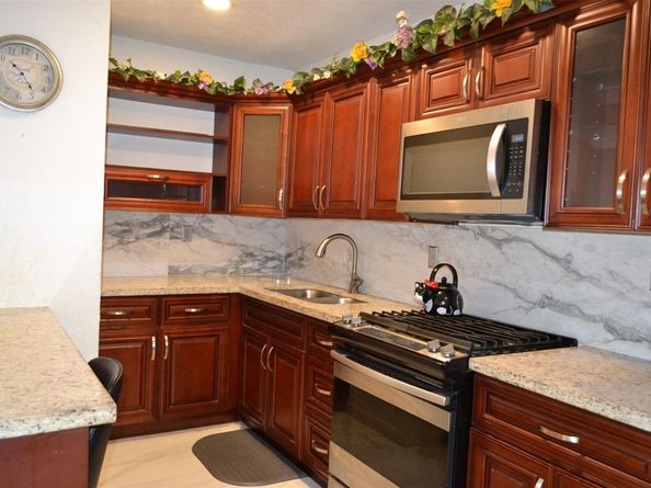 1700 NW 167th St, Miami Gardens FL 33054