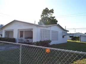 1700 NW 167th St, Miami Gardens FL 33054