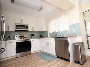 67 Balfour Rd, Palm Beach Gardens FL 33418