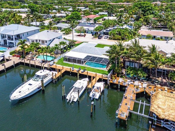 718 Shore Drive, Boynton Beach FL 33435