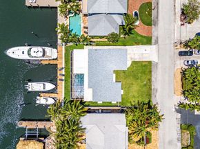 718 Shore Drive, Boynton Beach FL 33435