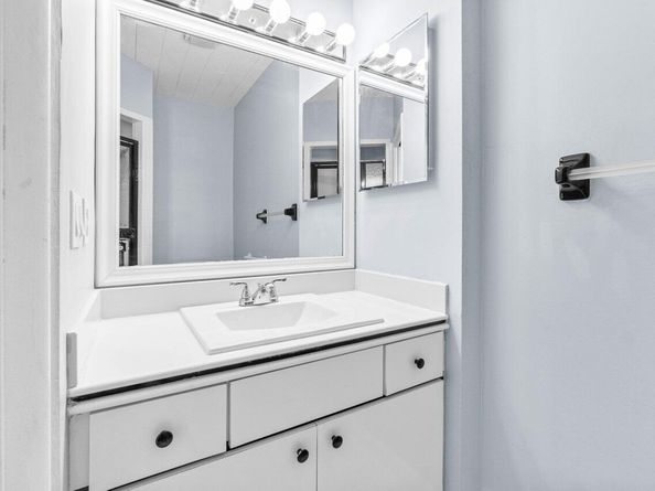 718 Shore Drive, Boynton Beach FL 33435