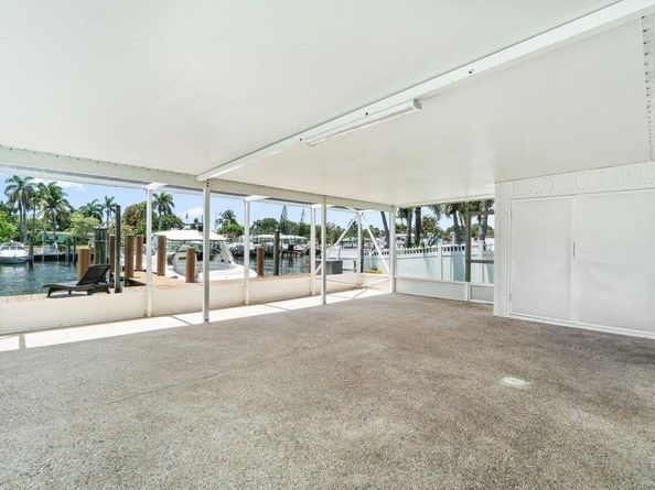 718 Shore Drive, Boynton Beach FL 33435