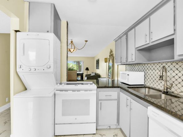 4393 Trevi Court 302, Lake Worth FL 33467