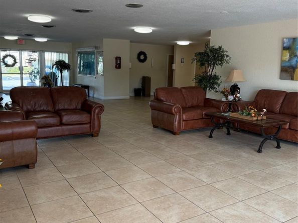 550 NW 80th Ave 105, Margate FL 33063