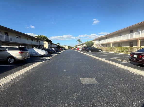 550 NW 80th Ave 105, Margate FL 33063