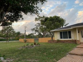 7086 Lawrence Road, Boynton Beach FL 33436