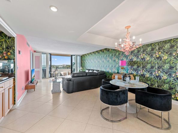 3589 S Ocean Boulevard 609, South Palm Beach FL 33480