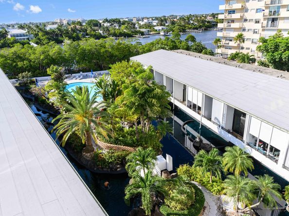 3589 S Ocean Boulevard 609, South Palm Beach FL 33480