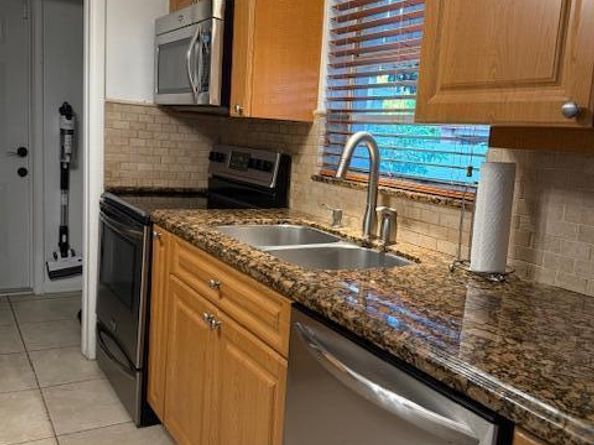 7614 S Olive Avenue, West Palm Beach FL 33405