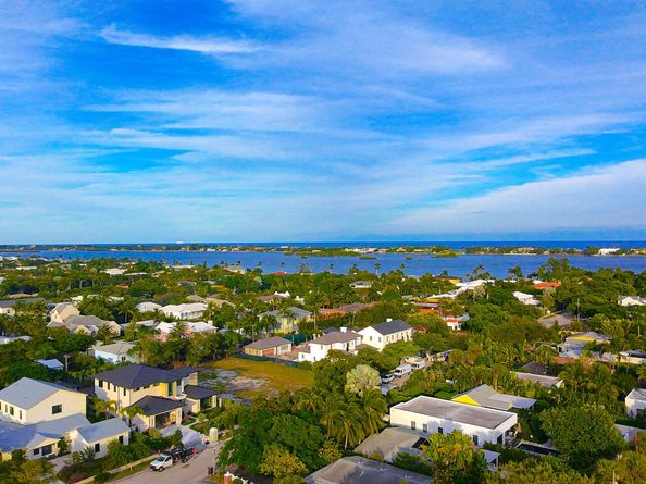 7614 S Olive Avenue, West Palm Beach FL 33405