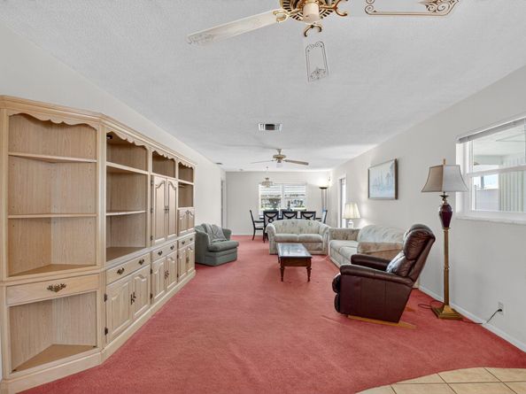 634 Hummingbird Lane, Delray Beach FL 33445