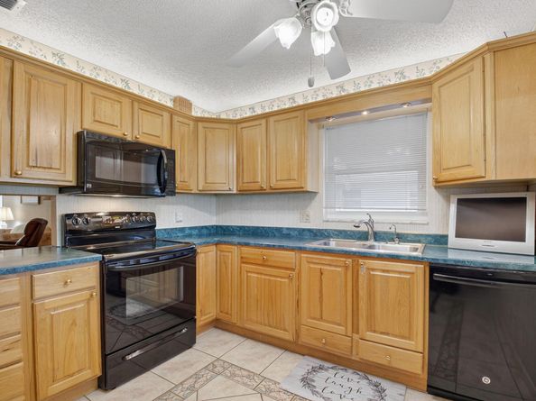 634 Hummingbird Lane, Delray Beach FL 33445