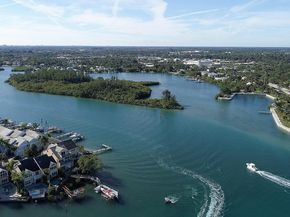 16324 Haynie Lane, Jupiter FL 33478