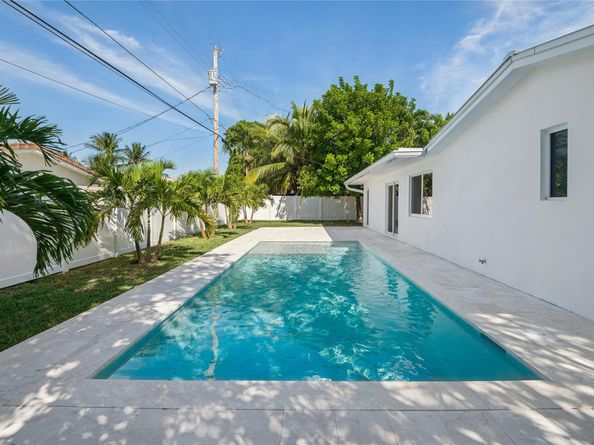 5621 NE 16th Ave, Fort Lauderdale FL 33334