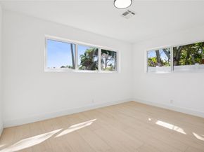 5621 NE 16th Ave, Fort Lauderdale FL 33334