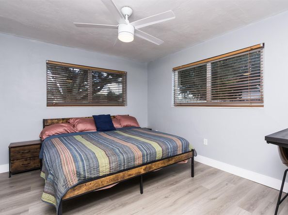 8880 SW 49th St, Cooper City FL 33328